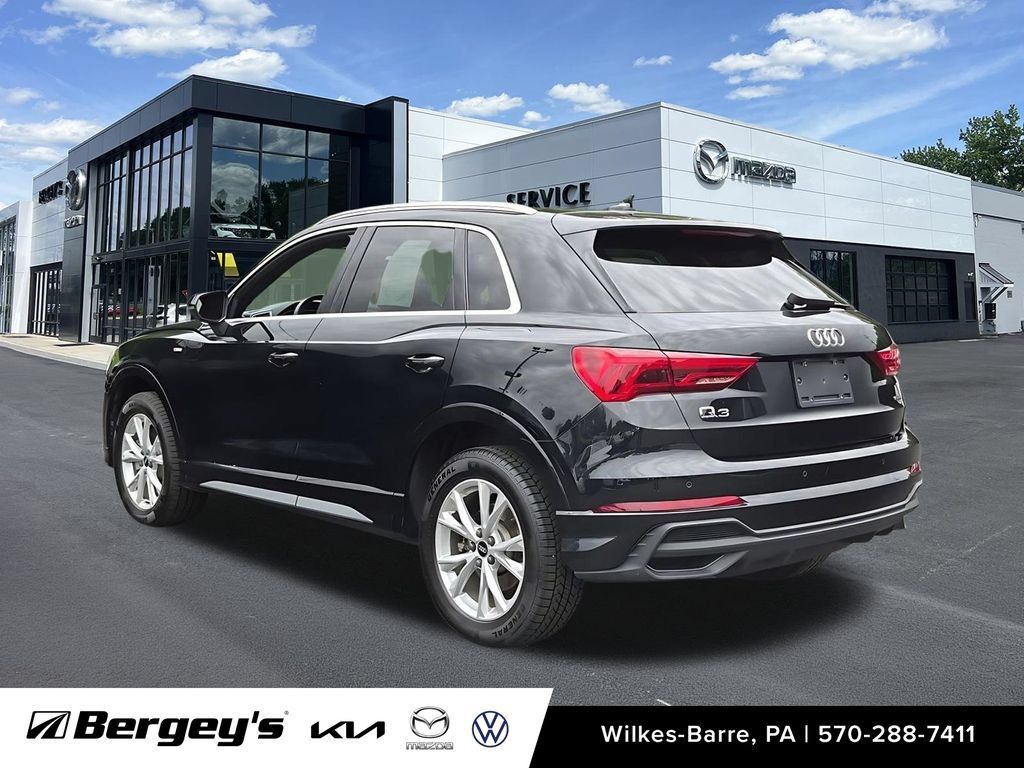 Used 2024 Audi Q3 2.0T Premium Plus w/ Premium Plus Package AWD/4WD image 8