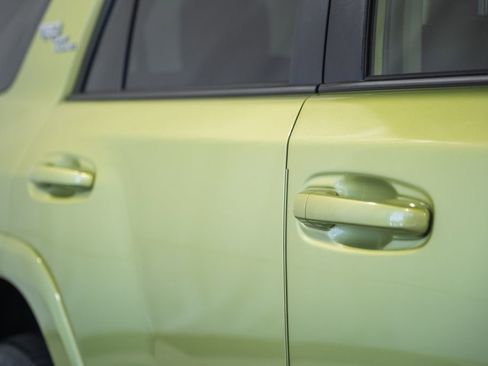 Used 2023 Toyota 4Runner TRD Off-Road Premium w/ Off Road Premium Plus Package AWD/4WD image 16