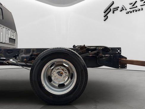 Used 2021 Ford F350 Lariat w/ Lariat Value Package AWD/4WD image 22