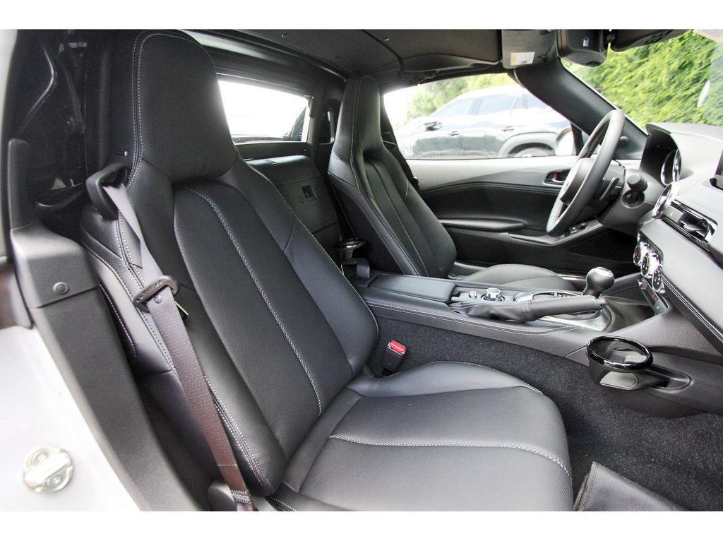 New 2026 MAZDA MX-5 Miata RF Grand Touring RWD image 10