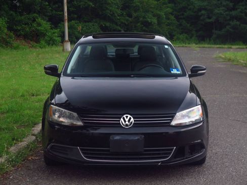 Used 2014 Volkswagen Jetta SE FWD image 17