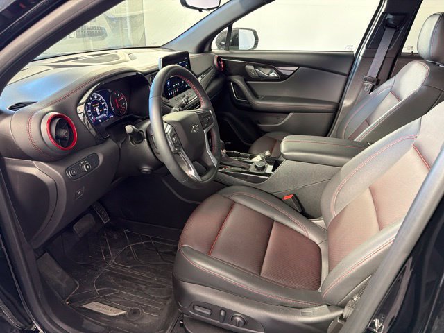 Used 2025 Chevrolet Blazer RS w/ Driver Confidence II Package AWD/4WD image 20