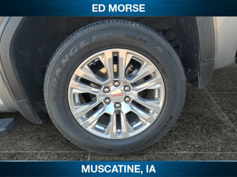 Used 2020 GMC Sierra 1500 Denali w/ Technology Package AWD/4WD image 10