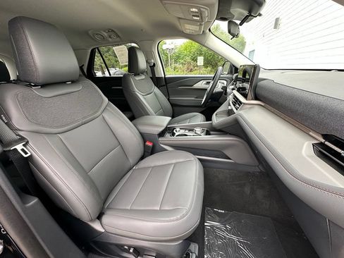New 2026 Ford Explorer Active w/ Active Comfort Package AWD/4WD image 21