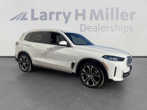 Used 2025 BMW X5 xDrive40i w/ Premium Package image 7
