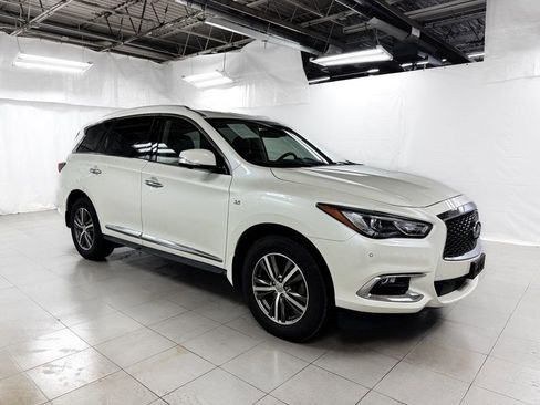 Used 2020 INFINITI QX60 Luxe w/ Essential Package image 8