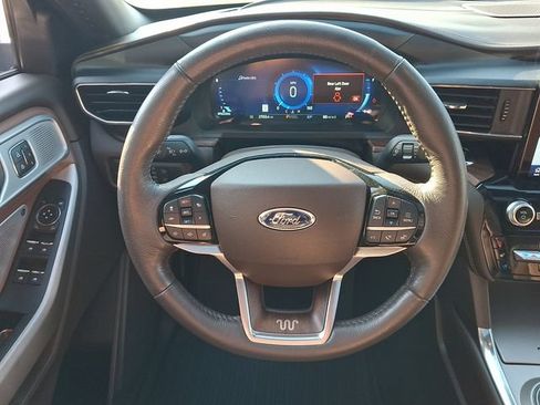 Used 2022 Ford Explorer King Ranch w/ Class IV Trailer Tow Package RWD image 20