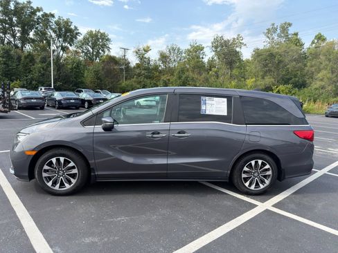 Used 2021 Honda Odyssey EX-L image 3