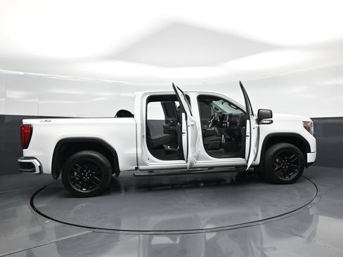Used 2021 GMC Sierra 1500 Elevation w/ X31 Off-Road Package AWD/4WD image 4