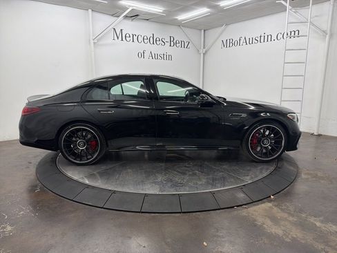 New 2026 Mercedes-Benz E 53 AMG e 4MATIC Sedan image 8