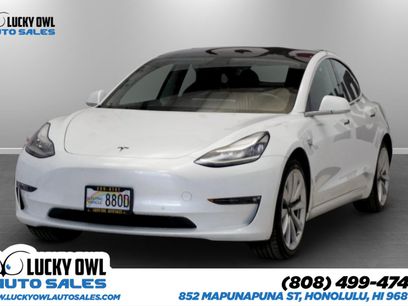 Used 2018 Tesla Model 3 Mid Range