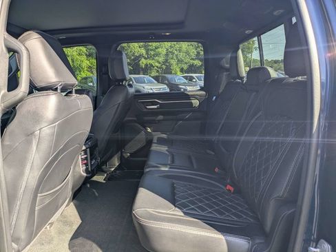 Used 2022 RAM 1500 Big Horn AWD/4WD image 13