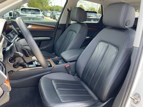 Used 2023 Audi Q5 2.0T Premium Plus AWD/4WD image 25