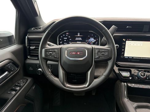 Used 2024 GMC Sierra 2500 AT4 w/ AT4 Premium Plus Package AWD/4WD image 14