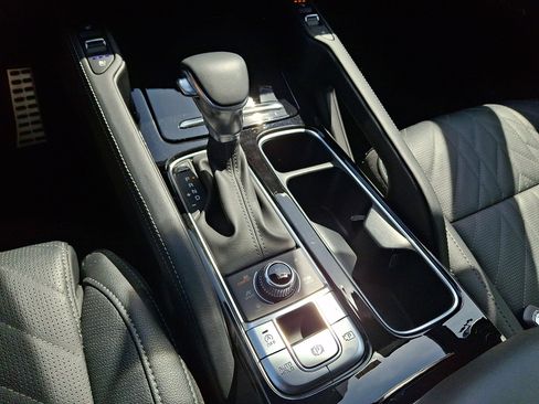 Used 2025 Kia Telluride SX X-Line AWD/4WD image 19