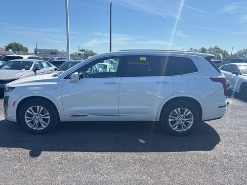 Used 2023 Cadillac XT6 Luxury image 1