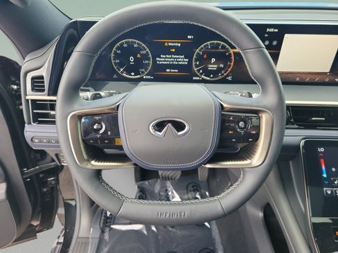 Certified 2026 INFINITI QX80 4WD w/ Sport Exterior Package image 18