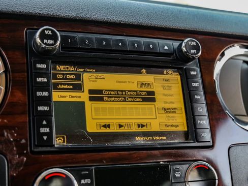 Used 2009 Ford F250 Lariat image 38