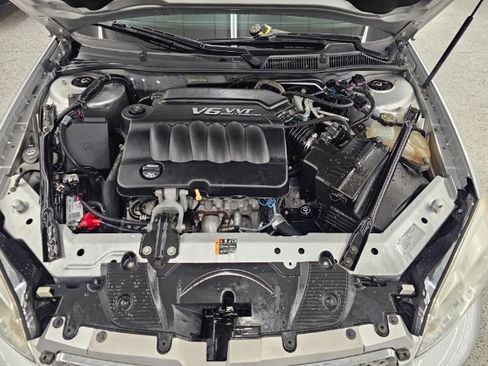 Used 2014 Chevrolet Impala LT w/ LT Sunroof Package image 38