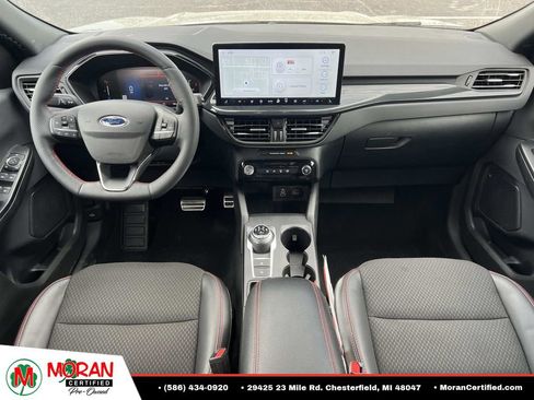 Used 2024 Ford Escape ST-Line w/ Tech Pack #1 AWD/4WD image 13