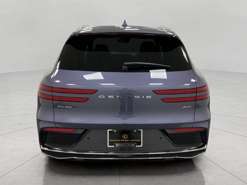 Used 2026 Genesis GV70 2.5T Advanced AWD/4WD image 5