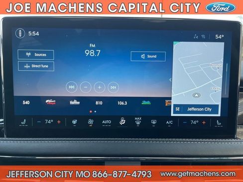 Used 2025 Lincoln Corsair Reserve w/ Equipment Group 202A image 14