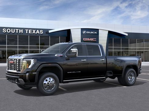 New 2026 GMC Sierra 3500 Denali image 2