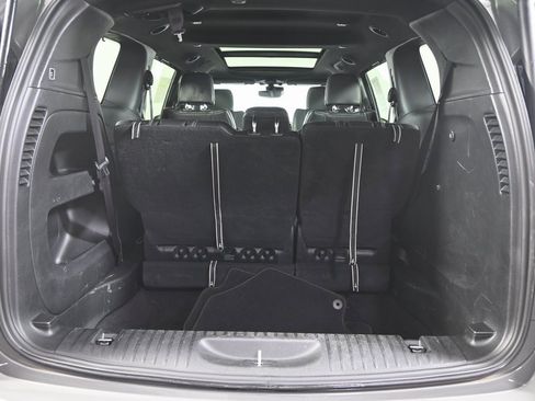 Used 2022 Chrysler Pacifica Touring-L w/ S Appearance Package image 18