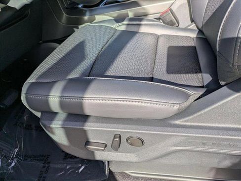 New 2025 Ford F150 Lariat w/ Equipment Group 501A Mid image 4