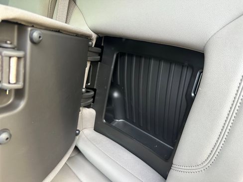 Used 2024 Chevrolet Silverado 1500 RST image 17