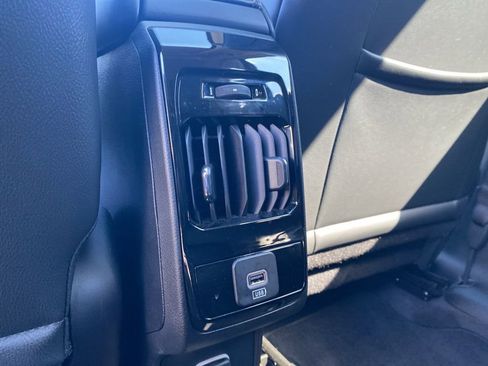 Used 2022 Jeep Compass Limited w/ Sun and Sound Group image 14