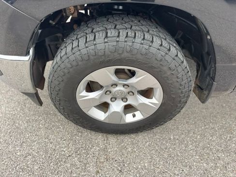 Used 2021 RAM 1500 Big Horn AWD/4WD image 8