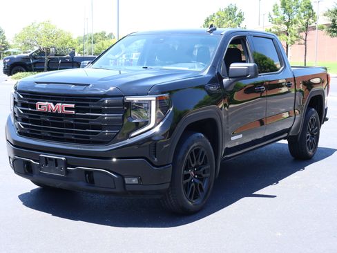 Used 2023 GMC Sierra 1500 Elevation AWD/4WD image 29