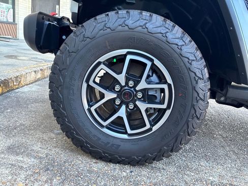 New 2025 Jeep Wrangler Rubicon image 26