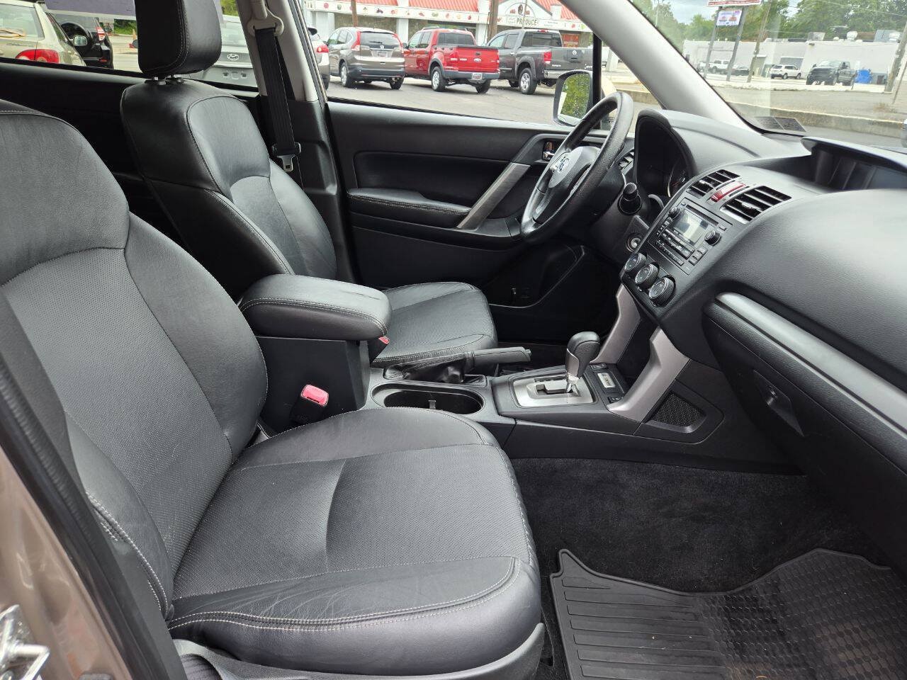 Used 2014 Subaru Forester 2.5i Limited AWD/4WD image 29