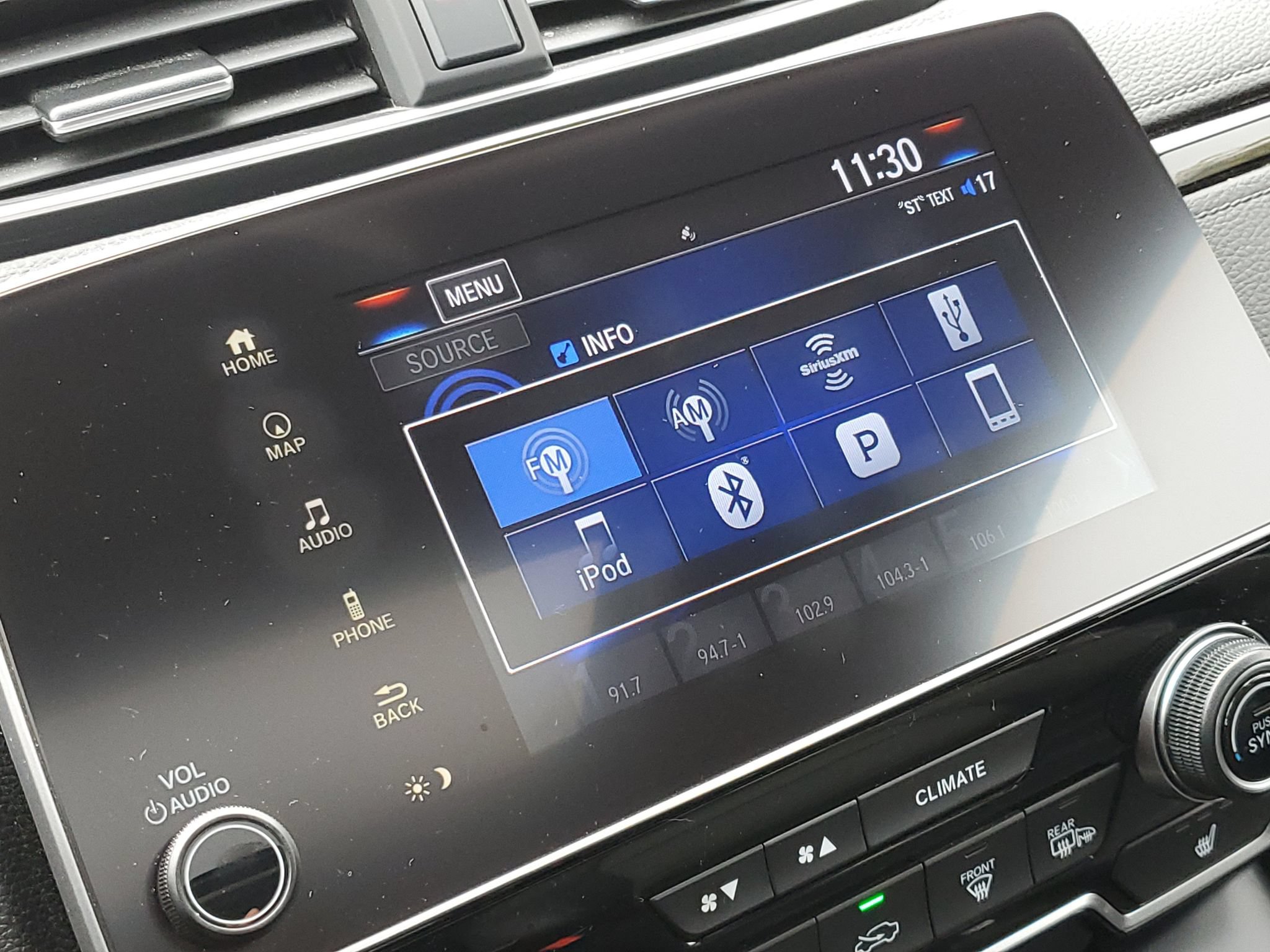 Used 2021 Honda CR-V Touring image 17