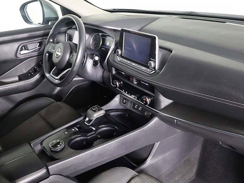 Used 2024 Nissan Rogue SV AWD/4WD image 25