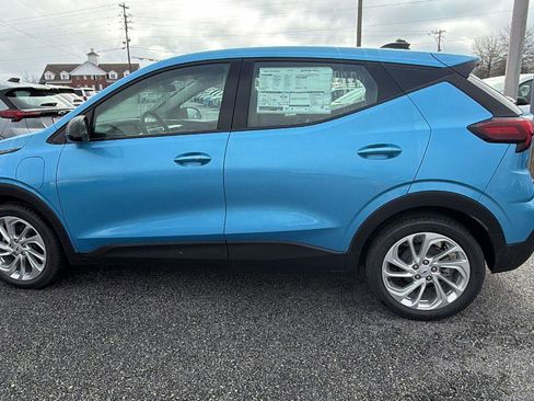 New 2027 Chevrolet Bolt LT w/ Comfort Package FWD image 8