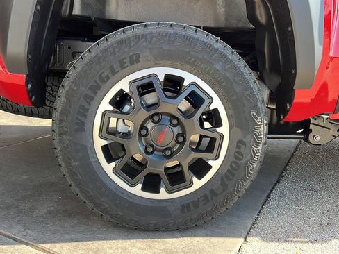 New 2026 Toyota Tacoma TRD Off-Road image 7