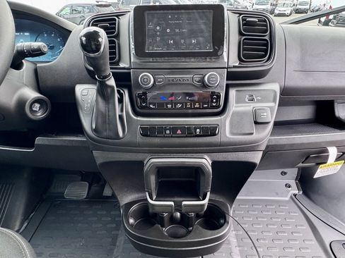 New 2025 RAM ProMaster 2500 image 14