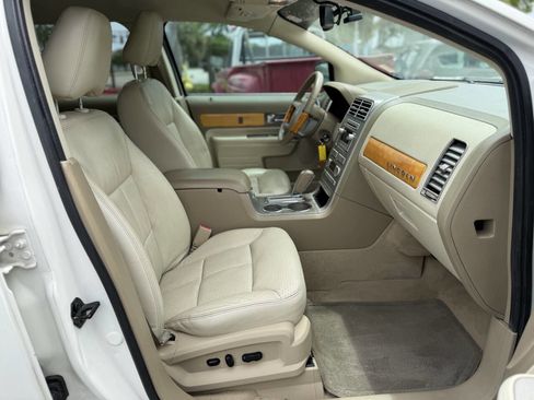 Used 2007 Lincoln MKX 2WD image 24