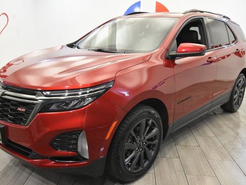 Used 2022 Chevrolet Equinox RS image 1