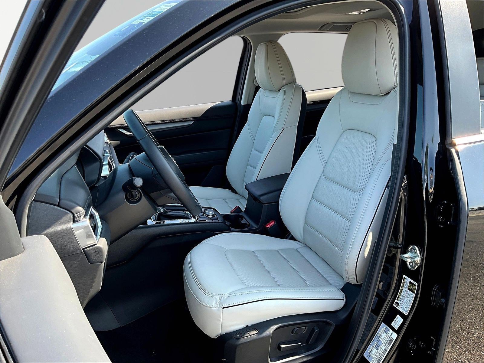 Certified 2025 MAZDA CX-5 AWD 2.5 S w/ Preferred Package image 20