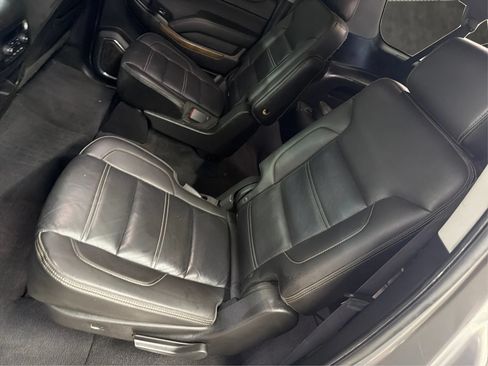 Used 2019 GMC Yukon XL Denali w/ Denali Ultimate Package RWD image 15