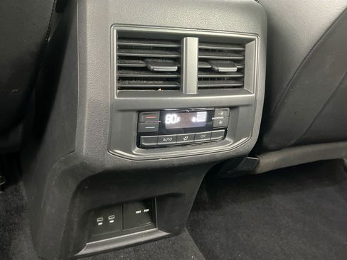 Used 2022 Volkswagen Atlas SE image 24