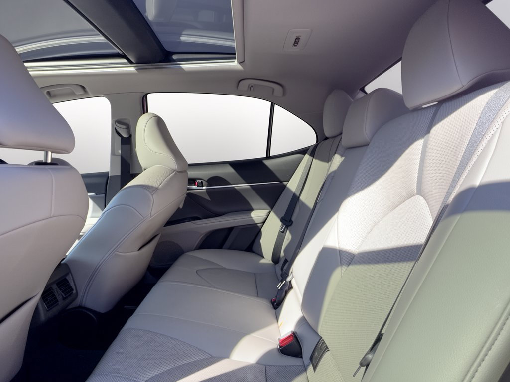 Used 2022 Toyota Camry XSE w/ Navigation Package FWD image 25