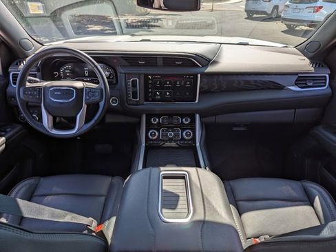 Used 2022 GMC Yukon Denali image 24