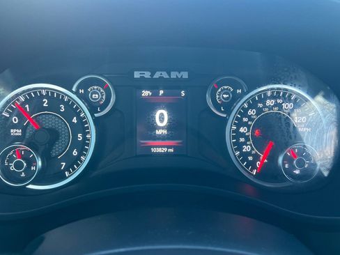 Used 2021 RAM 2500 Big Horn w/ Level 1 Equipment Group image 23