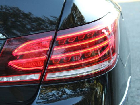 Used 2014 Mercedes-Benz E 350 2dr Coupe E 350 RWD w/ Premium 1 Package image 31