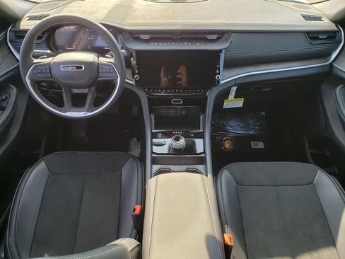 New 2026 Jeep Grand Cherokee Altitude AWD/4WD image 16